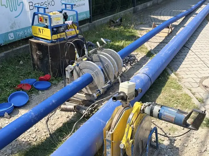 Przewiert pod potokiem Grodna usprawni pracę strażaków w Jadownikach