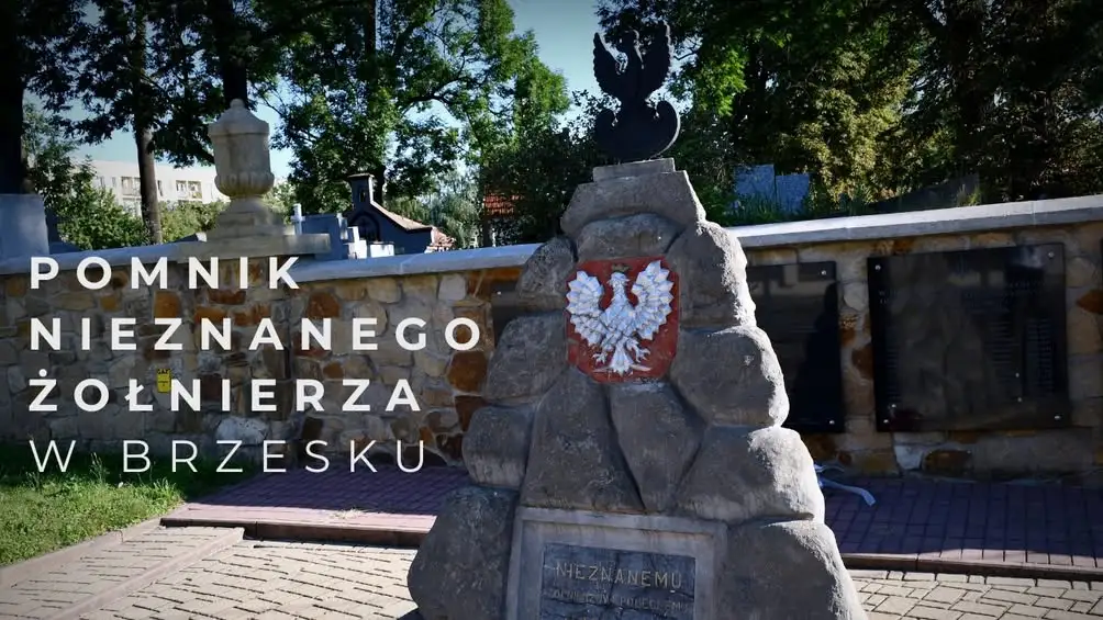 101 lat temu odsłonięto Pomnik Nieznanego Żołnierza w Brzesku. Kim był jego projektant?