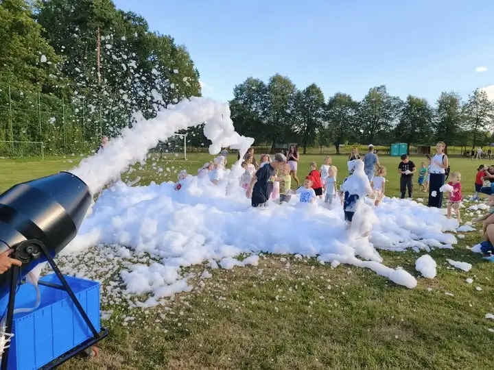 Rodzinny piknik w Biadolinach Szlacheckich – relacja z wydarzenia
