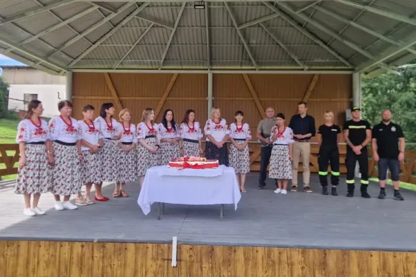 Pożegnanie wakacji w Niedźwiedzy: festyn, muzyka i wspólna zabawa