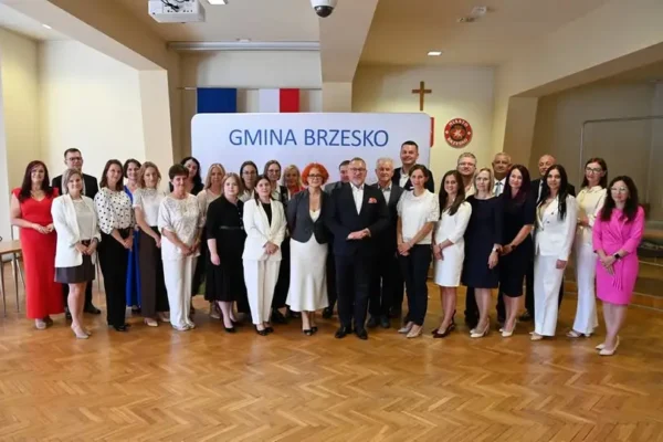 Awans zawodowy i powierzenia dyrektorskie w gminie Brzesko