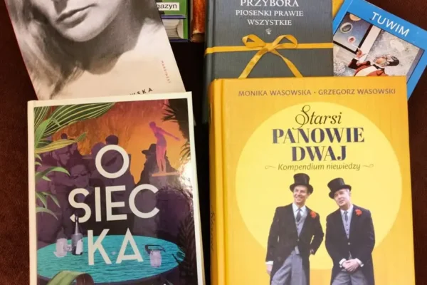 Koncert piosenki literackiej na 80-lecie Biblioteki w Brzesku