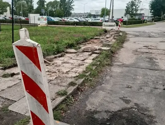 Modernizacja ulicy Starowiejska – boczna w Gminie Brzesko: ruszyły prace drogowe