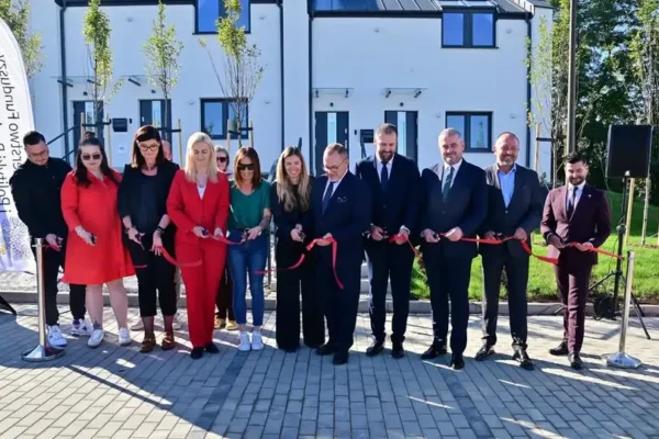 Nowe osiedle w Okocimiu: pierwsze klucze do 40 mieszkań przekazane